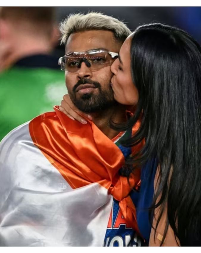 mahika sharma hardik-1-2-3-4