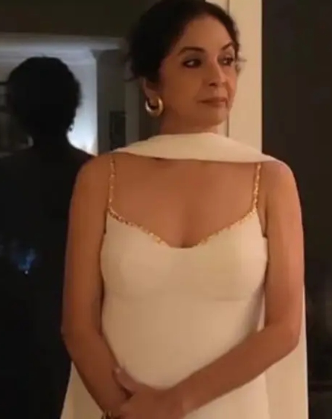 Neena Gupta iS Pregnant_ (4) -1-2-3-4-5-6-7