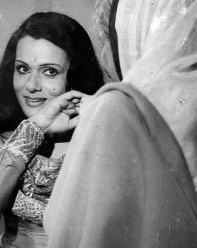 Actress Priya Rajvansh -1-2-3-4-5-6-7