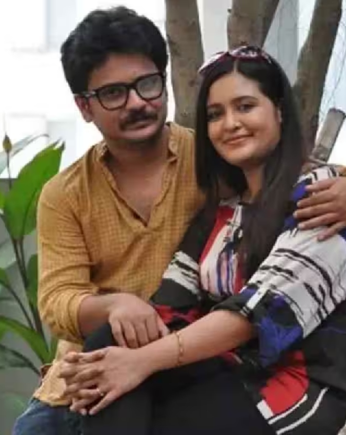 Rahul Arunoday Banerjee-Priyanka Sarkar With Their Son (1) Rahul Arunoday Banerjee-Priyanka Sarkar With Their Son (1)-1-2-3-4-5