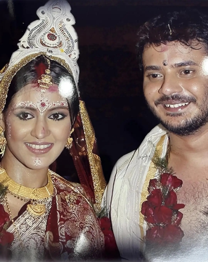 Rahul Arunoday Banerjee-Priyanka Sarkar With Their Son (1) Rahul Arunoday Banerjee-Priyanka Sarkar With Their Son (1)-1-2-3-4-5-6