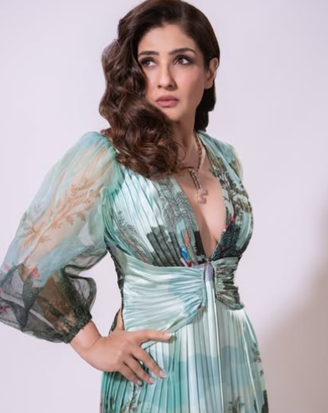 Raveena Tandon-1-2-3-4-5