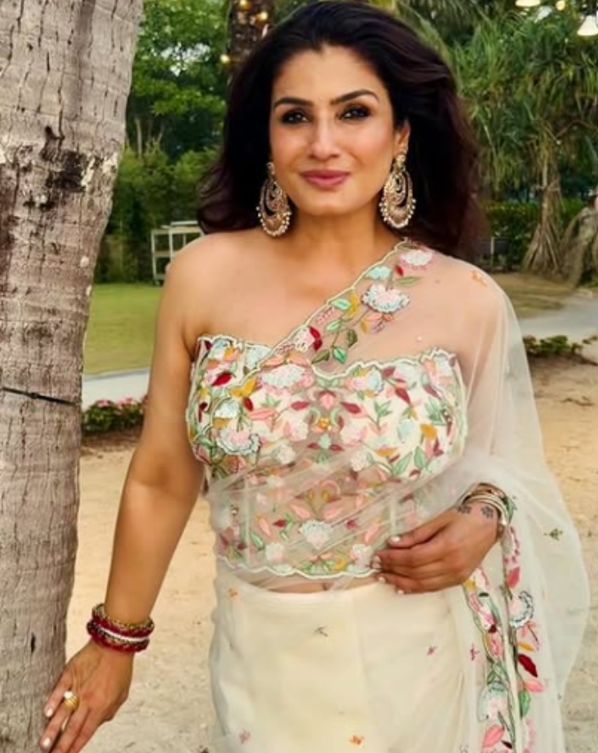 Raveena Tandon-1-2-3-4-5-6-7