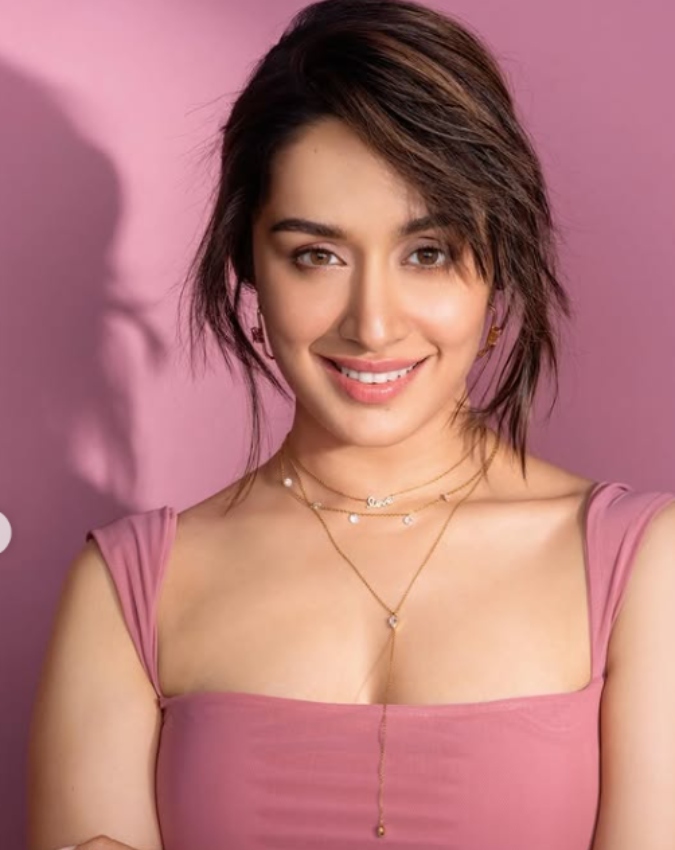 Shraddha Kapoor (7) Shraddha Kapoor-1-2-3-4-5