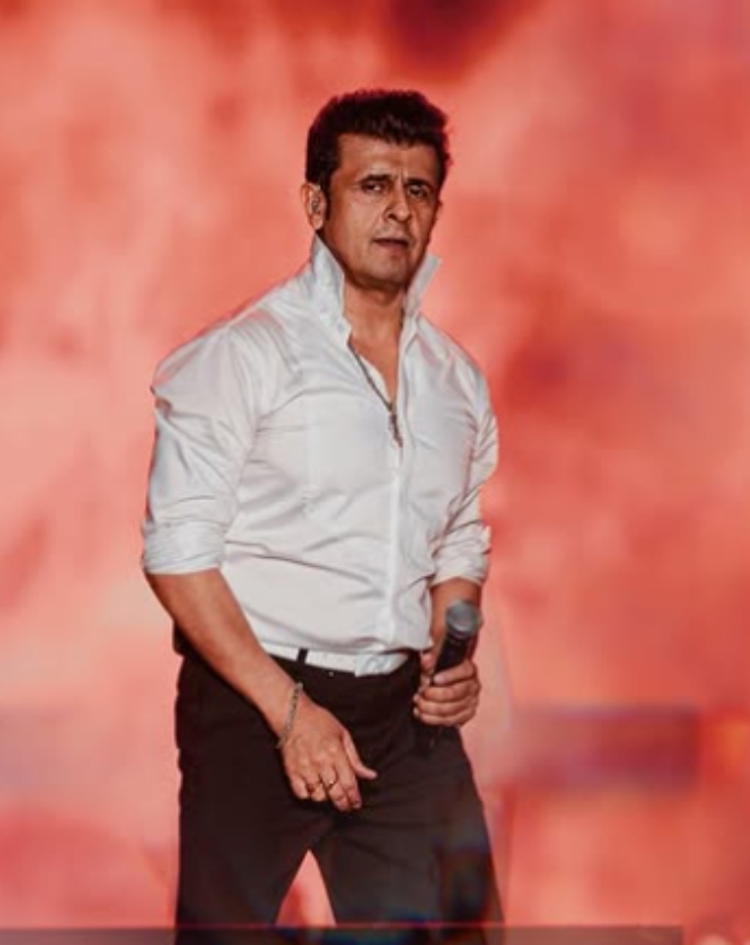 Sonu Nigam-1-2-3-4-5
