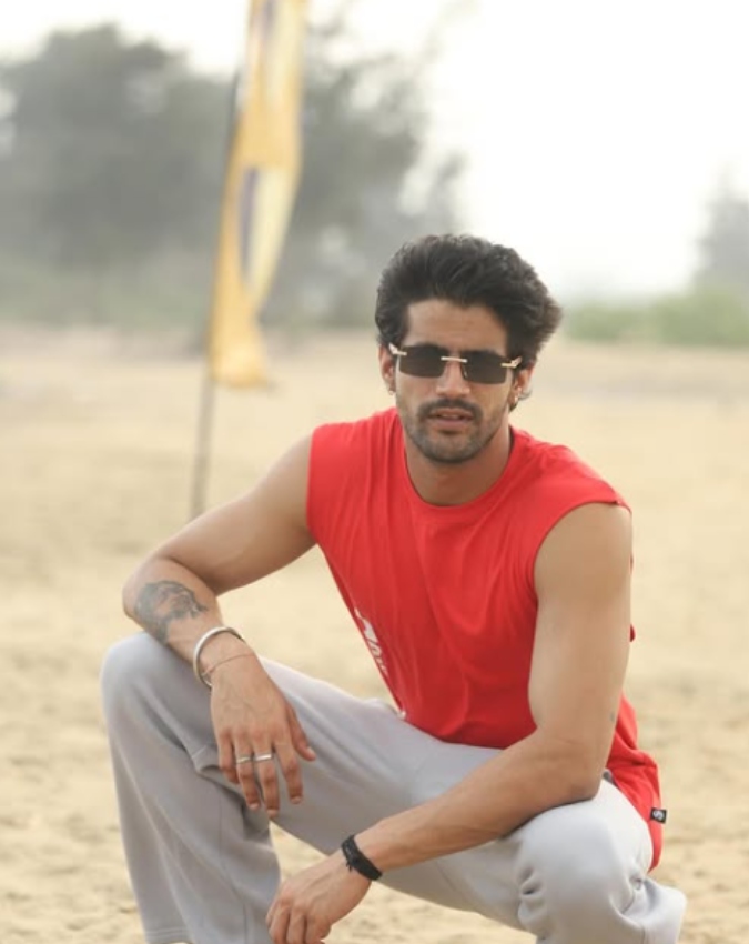 Sourav Bedi on Cozy Photos With Malaika Arora -1-2-3-4-5-6