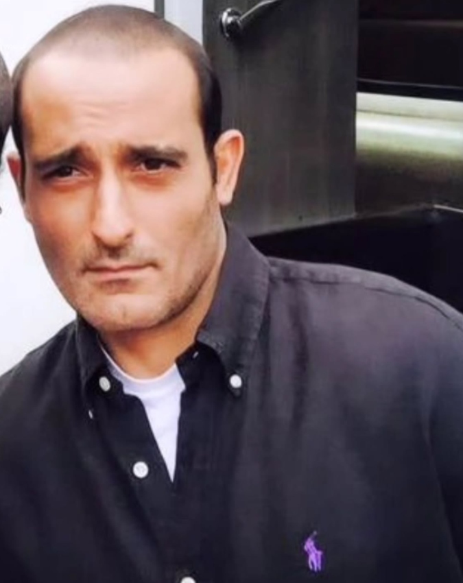 Akshaye Khanna (11) Akshaye Khanna-1-2