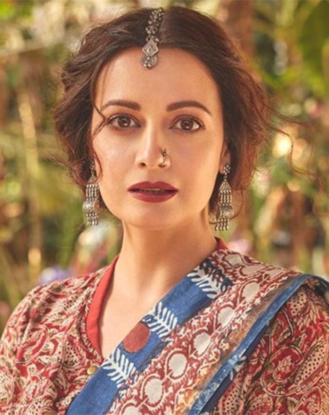 ACTRESSES GOT PREGNANT BEFORE MARRIAGE-1-2-3-4-5-6