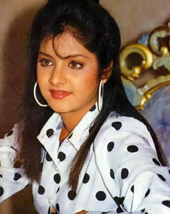 Divya Bharti (14) -1-2-3-4