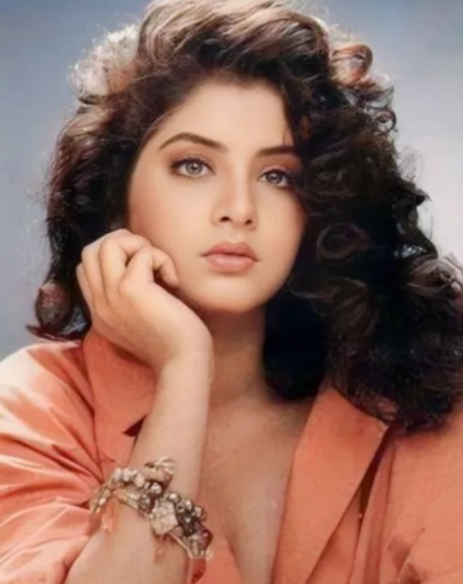 Divya Bharti (14) -1-2-3-4-5