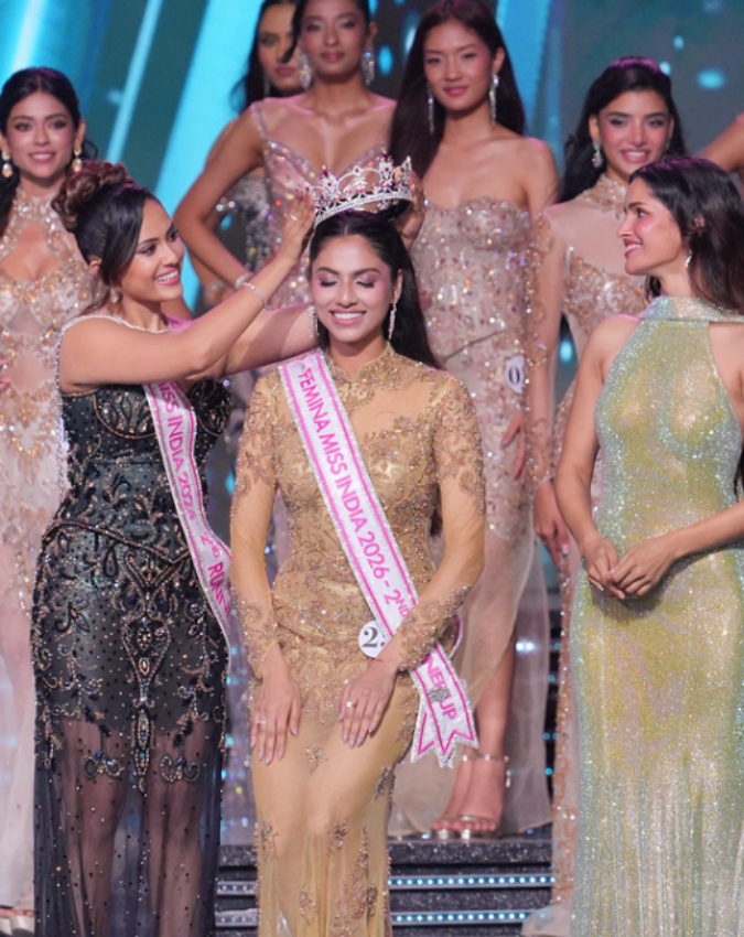 Dr. Sree Advaita-1-2-3-4-5-6