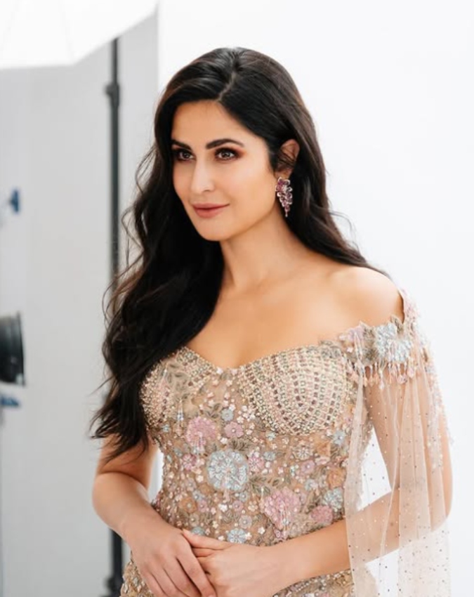 Katrina Kaif-1-2-3-4-5-6