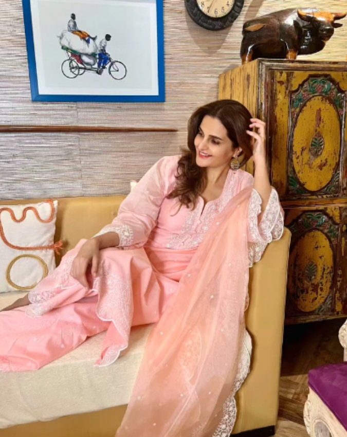 Monica Bedi-1-2
