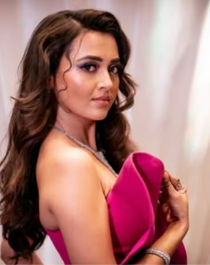 Web series Psycho Saiyaan is now streaming Free on Amazon MX Player-1-2