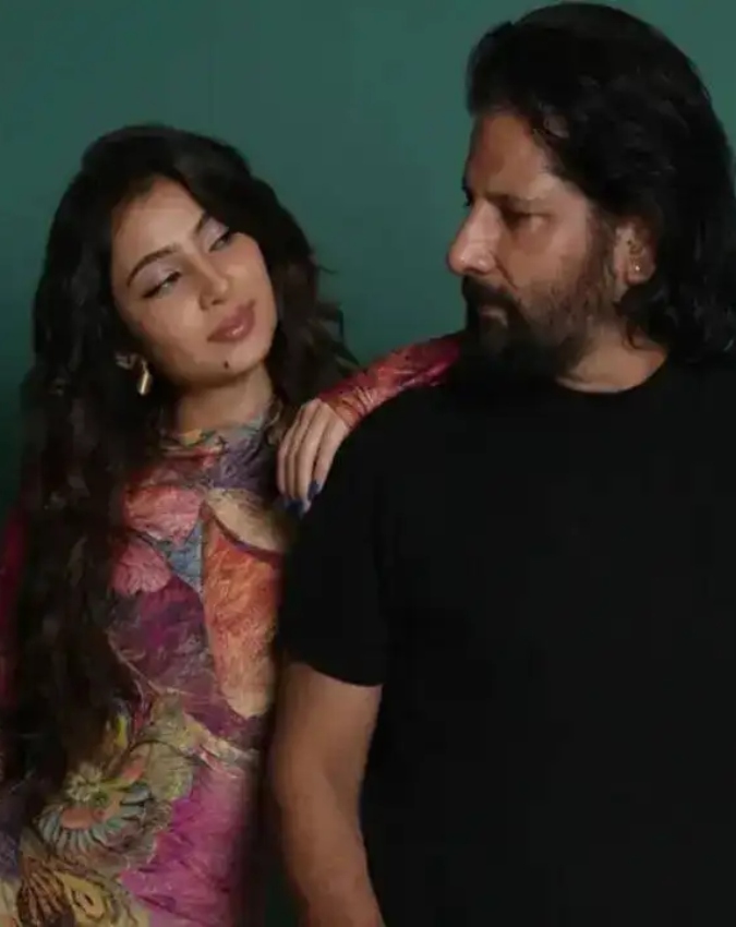 Raj Arjun-Sara Arjun-1-2