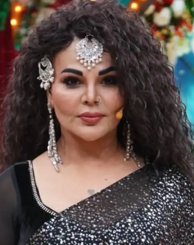 Rakhi Sawant-1-2-3-4-5