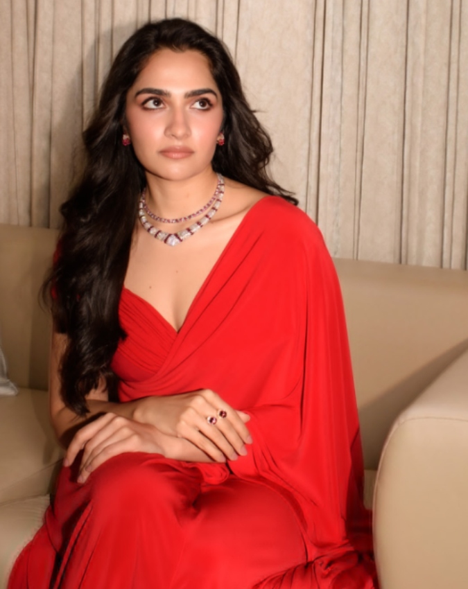 Kiara Advani-Nayanthara -1-2-3-4-5-6