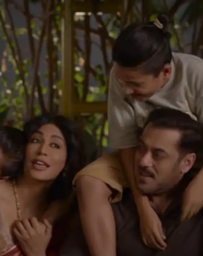 Salman Khan Film 'Maatrubhumi' Release on OTT -1-2-3-4-5-6