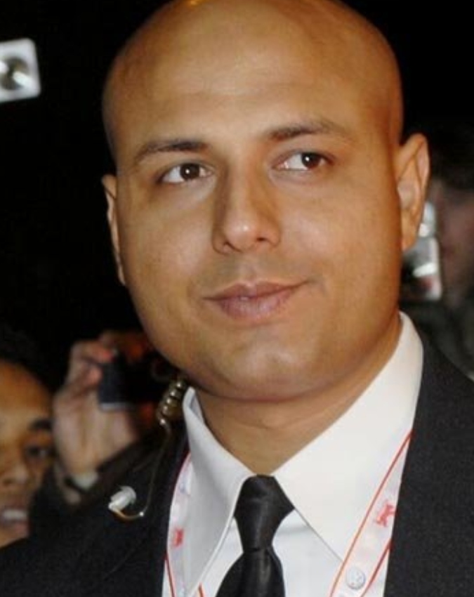 Salman Khan and Shah Rukh Khan Bodyguards Salary -1-2-3-4-5-6