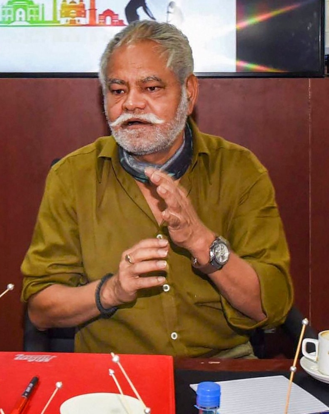 Bollywood actor Sanjay Mishra -1-2-3-4-5