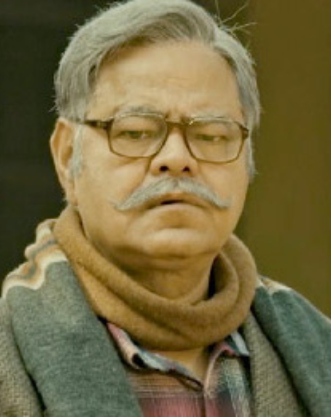 Bollywood actor Sanjay Mishra -1-2