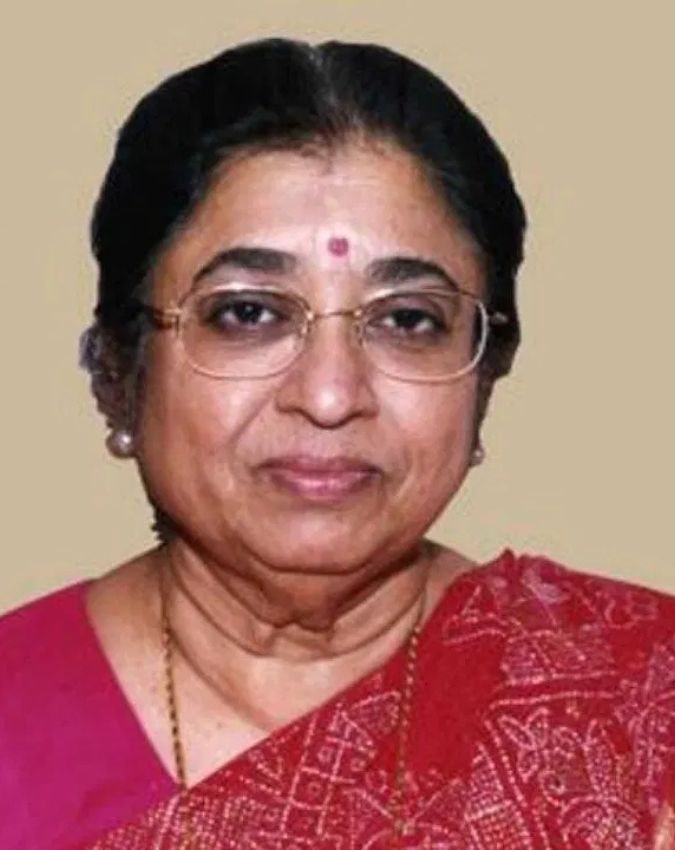 Usha Mangeshkar-1-2-3-4-5
