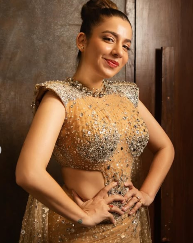 jasmine sandlas-1-2-3-4-5