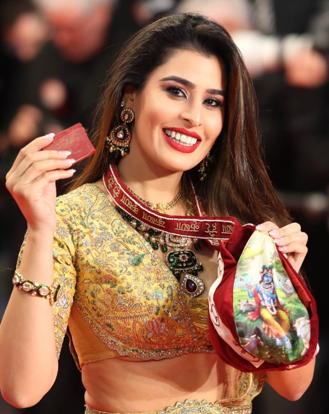 Artist Aarti Khetarpal-1-2-3-4-5