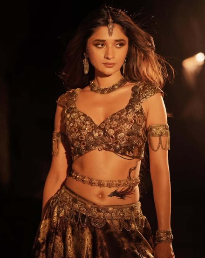 Kanika Mann-1-2-3-4-5-6