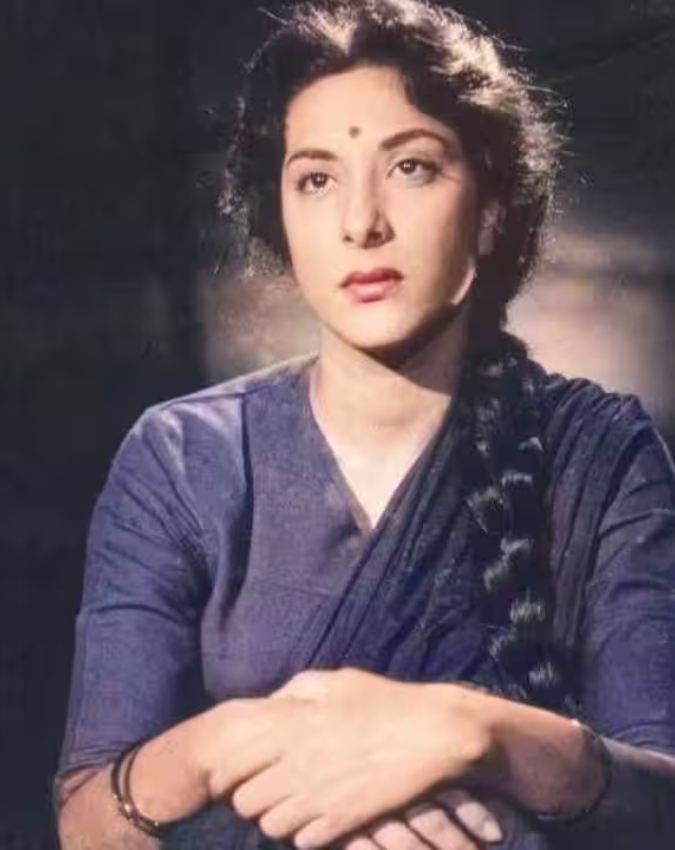 Nargis Dutt-1-2