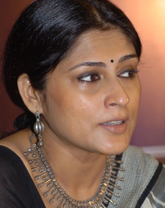 Roopa ganguly-1-2-3-4