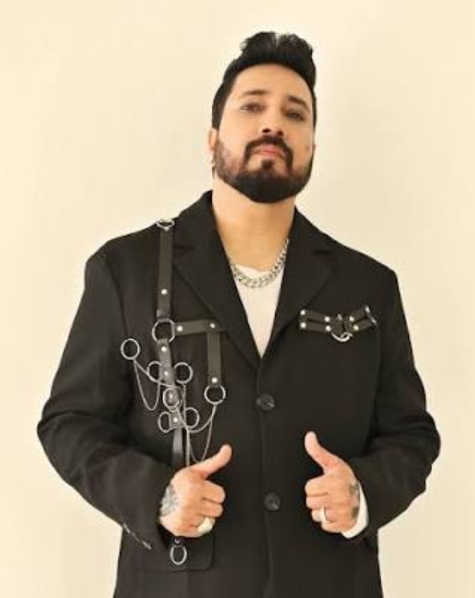 Mika Singh-Sanjay Dutt-1-2-3