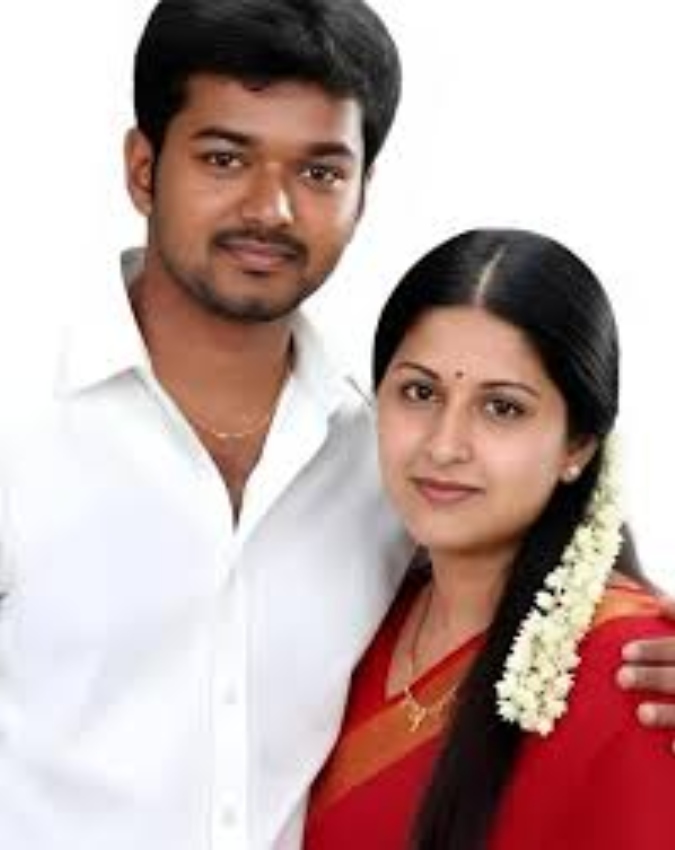 Thalapathy Vijay-Sangeetha-1-2