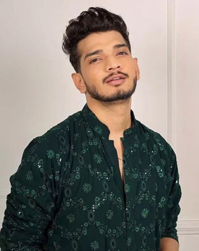 munawar faruqui-Pranit More-1-2-3-4