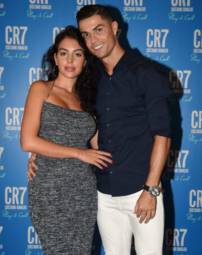 Cristiano Ronaldo marries Georgina Rodriguez in private ceremony-1-2-3-4-5