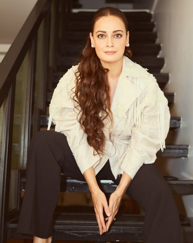 Dia Mirza-1-2-3-4-5-6