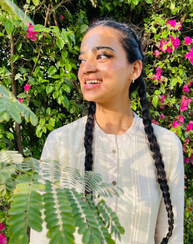 Ravi Kishan Daughter Ishita Shukla-1-2