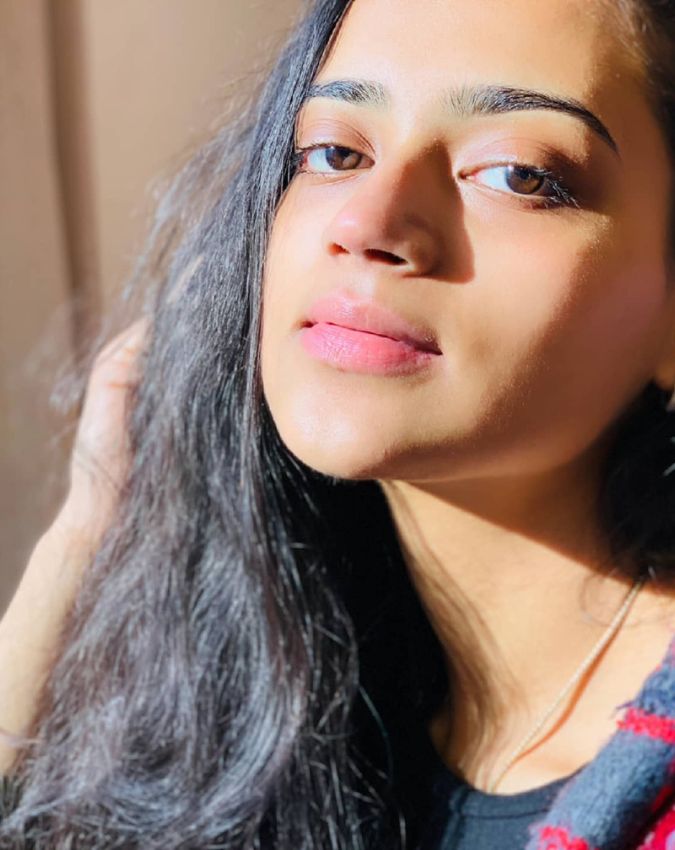 Ravi Kishan Daughter Ishita Shukla-1-2-3-4
