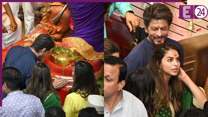 Shah Rukh Khan visits Lalbaugcha Raja with his family